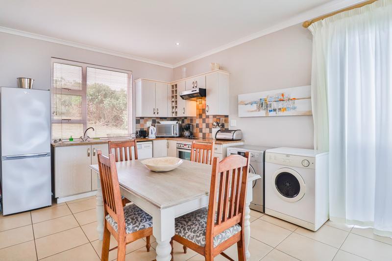 To Let 2 Bedroom Property for Rent in Pinnacle Point Golf Estate Western Cape